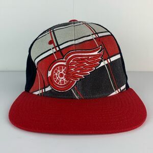 Zephyr NHL Detroit Red Wings Hockey Team Fitted Hat Cap Embroidery Logo L/XL